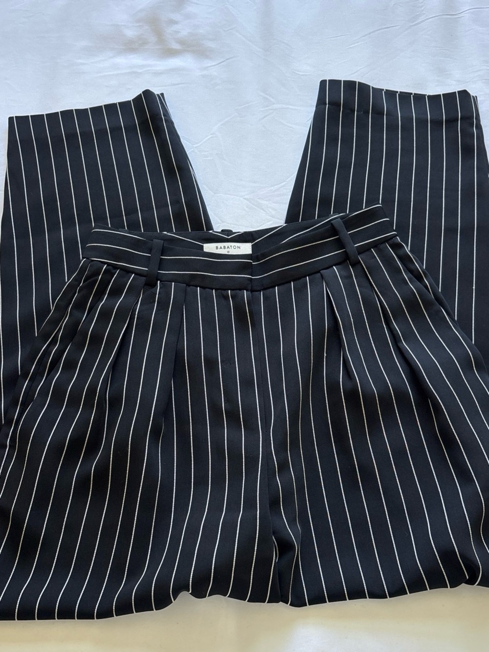 ✨ ARITZIA STRIPED SLACKS ✨